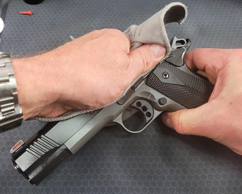 WIPE DOWN YOUR kIMBER sHADOW 1911 WITH MOCRO FIBER CLOTH